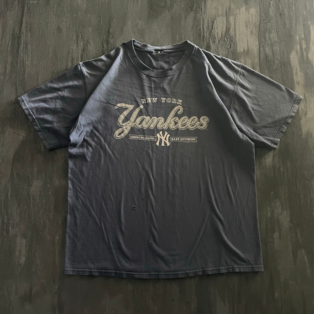 Vintage NY Yankees Shirt Mens XL Navy Blue 2000s y2k  Distressed VF Imagewear